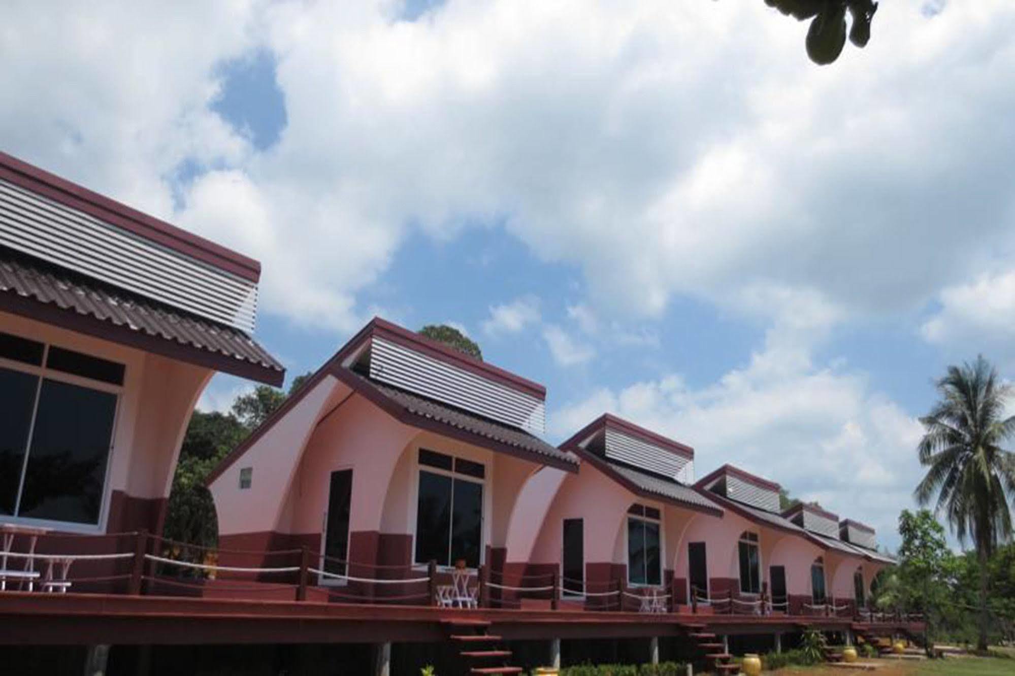Lomtalay Resort Trat Laem Ngop Exteriér fotografie