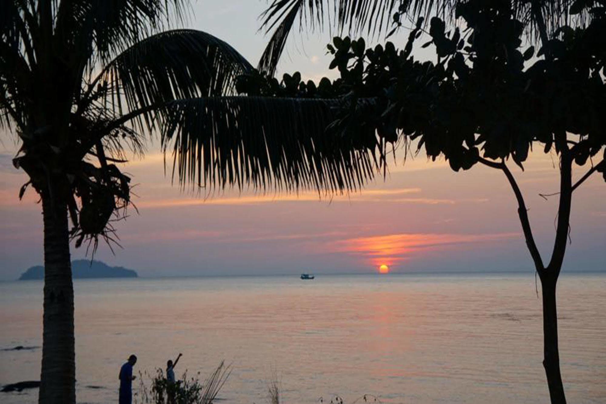 Lomtalay Resort Trat Laem Ngop Exteriér fotografie